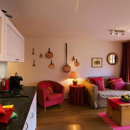 Апартаменты Flat #1, Aberot, Wengen, Switzerland